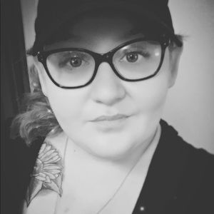 Meet your Posher, Tabitha